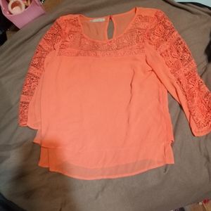 Maurices lady's too medium